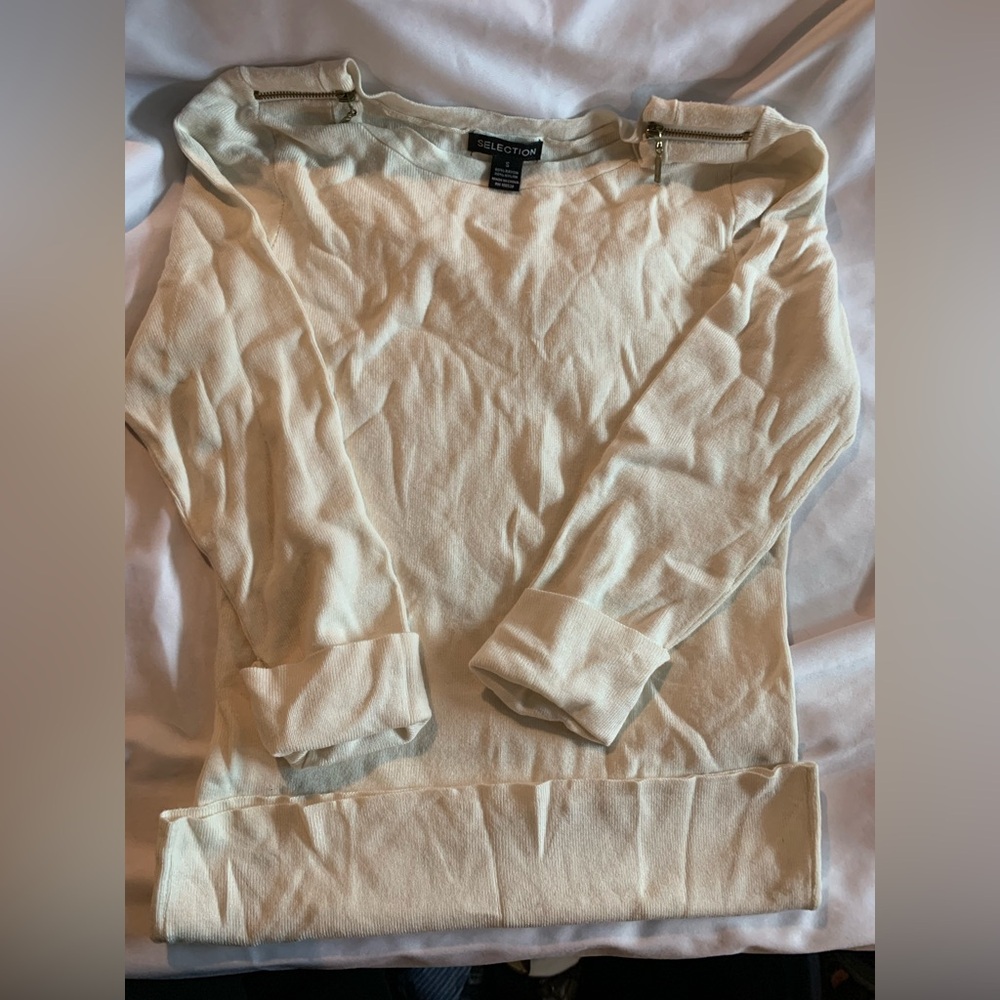 Women's Cream Sweater - Crew Neck